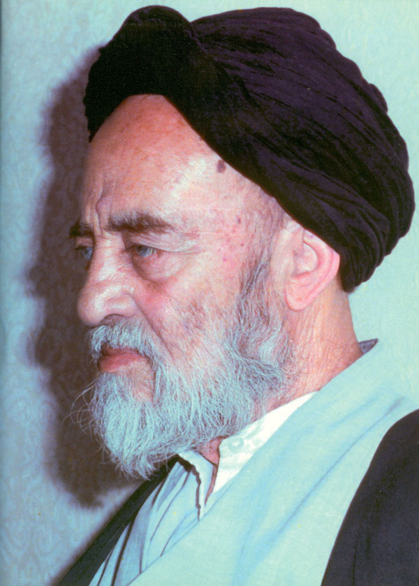 عکسی مشهور از علامه طباطبایی صاحب تفسیر المیزان