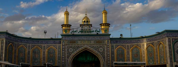 عکس از باب القبله حرم حضرت عباس با نمای گنبد
