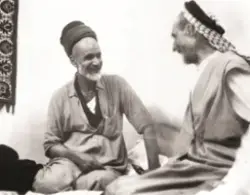 عکس مرحوم سید هاشم حداد در کنار حاج حبیب سماوی