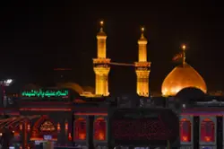عکس گنبد و گلدسته های حرم امام حسین در شب های محرم