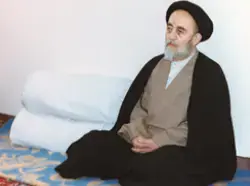 عکسی کمیاب از علامه طباطبایی در منزل شهید قدوسی