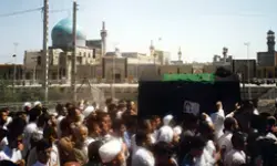 عکسی نادر از مراسم تشییع پیکر علامه طهرانی در مشهد