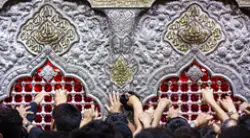 عکس زیبای ضریح امام حسین در ایام محرم