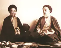 عکس علامه طباطبایی در کنار آیة اللَه سید محمد علی
 قاضی