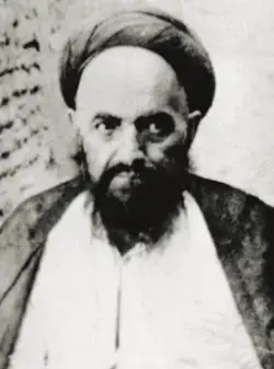 عکس قدیمی آیت الله سید علی قاضی در ایام میانسالی 